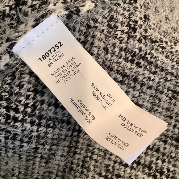 Black Tape NWT Black and White/Cream Chevron Open Cardigan Small Petite - Picture 7 of 10